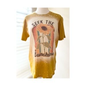 Sunshine Graphic Women's Tee - Mustard